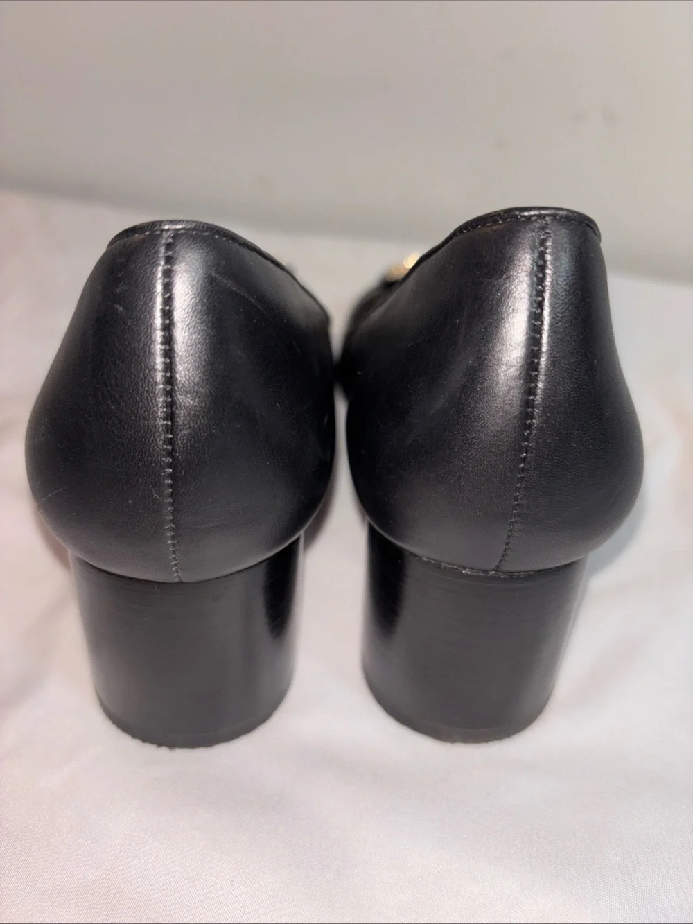 Tory Burch Black Leather Logo Round-Toe with heel  with Gold Emblem